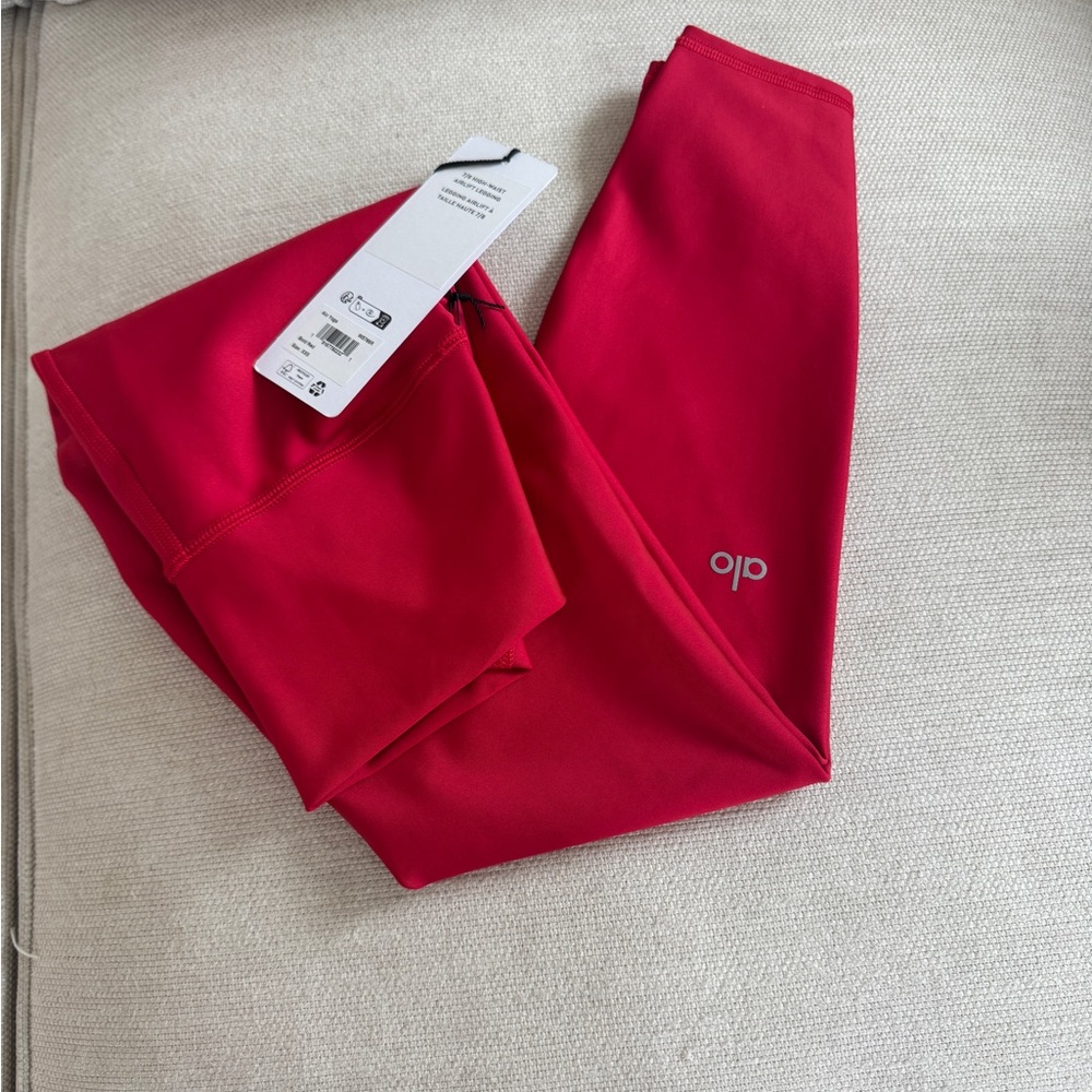 ALO Yoga Bold Scarlet Leggings